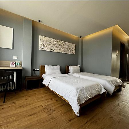 Bed and Breakfast Magen Hills Ukhrul Esterno foto