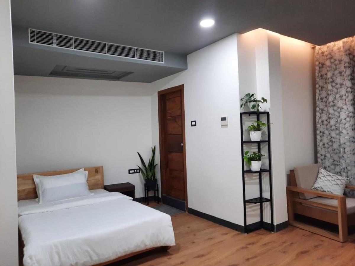 Bed and Breakfast Magen Hills Ukhrul Esterno foto